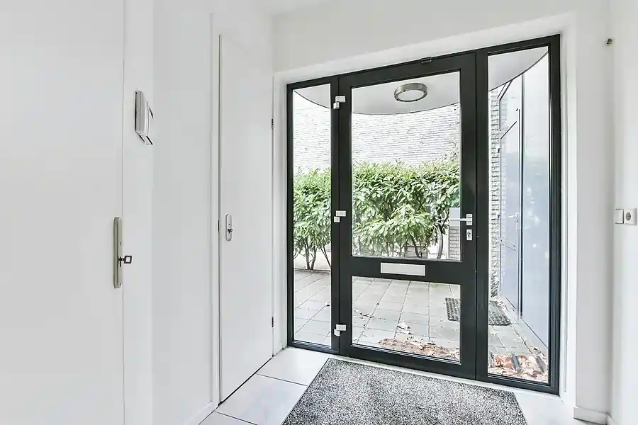 Affordable Fiberglass Door Repair in Woodstock