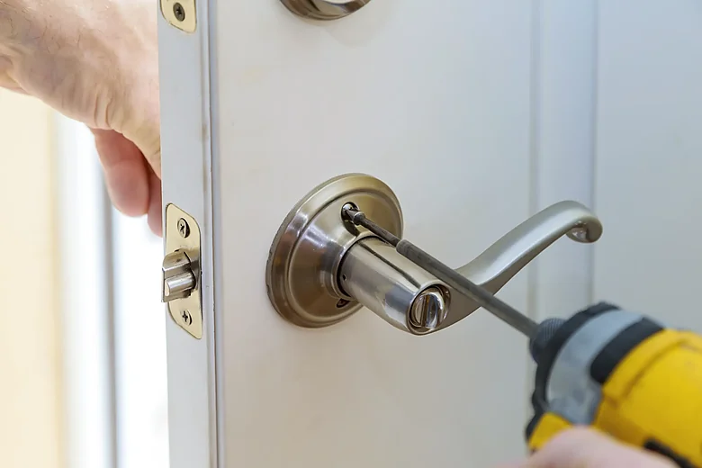 Reputable Door Knobs Repair in Woodstock